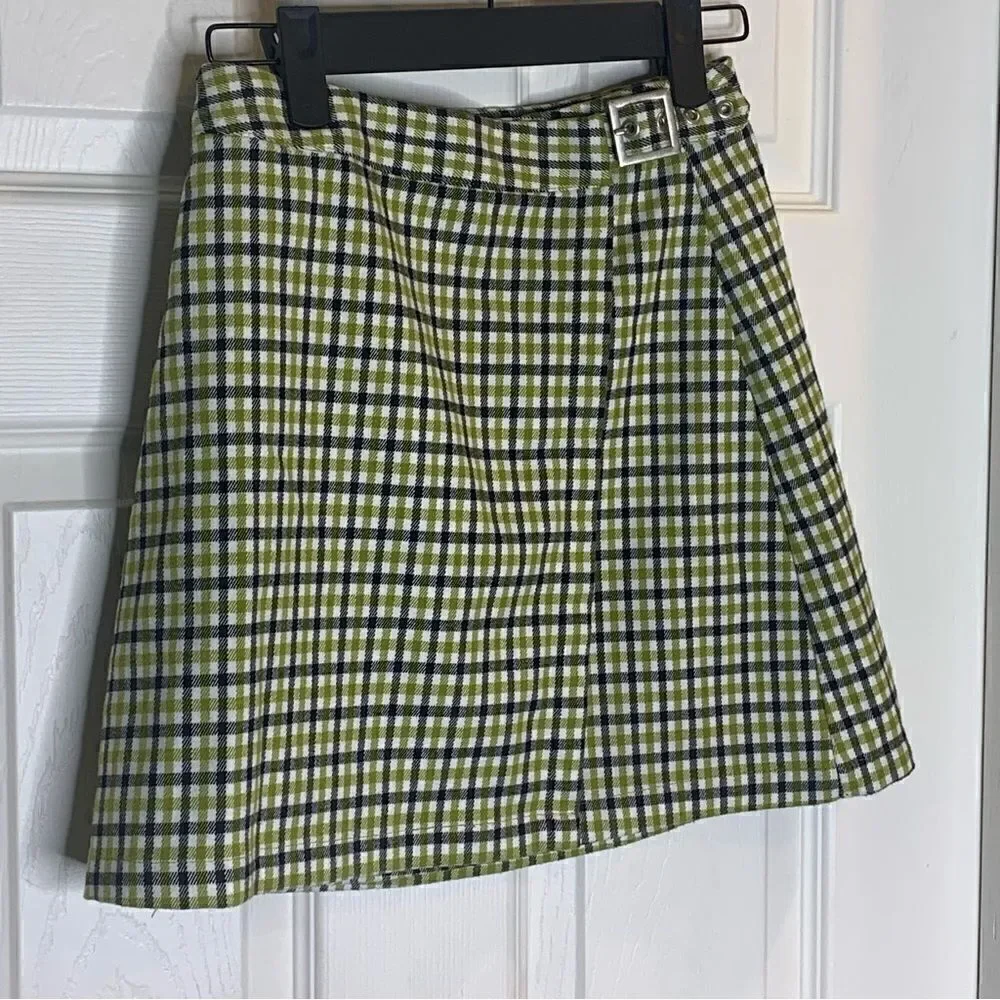 John Galt lime plaid skirt with buckle Size Small